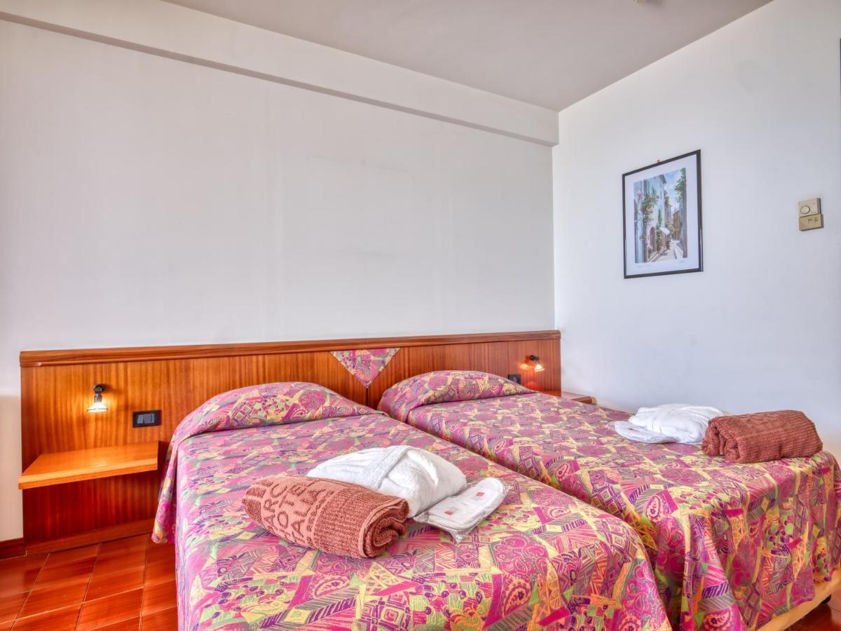 Antares Hotel 4*